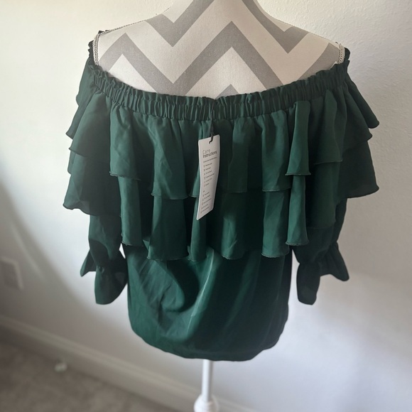 Women’s Byinn Green Off Shoulder Ruffle Blouse Size Medium – Romantic Flowy Top - Picture 5 of 8